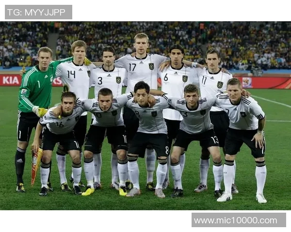 德国足球明星排名前十揭秘:谁是德国足球历史上的顶级球员 德国足球明星排名前十揭秘:谁是德国足球历史上的顶级球员